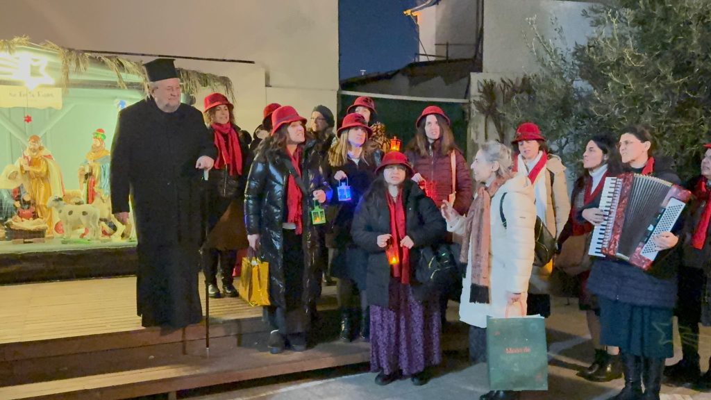 Τα Πρωτοχρονιάτικα κάλαντα στον Μητροπολίτη Γέροντα Πριγκηποννήσων από την χορωδία «Αγία Κασσιανή η Υμνογράφος»