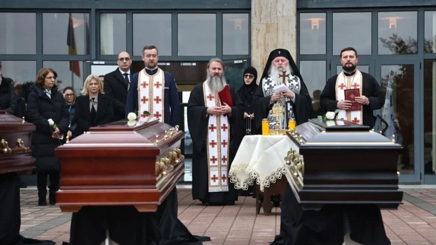 Mitropolitul Ioan a oficiat slujba de pomenire pentru cei șapte cetățeni greci decedați în accidentul din Timiș