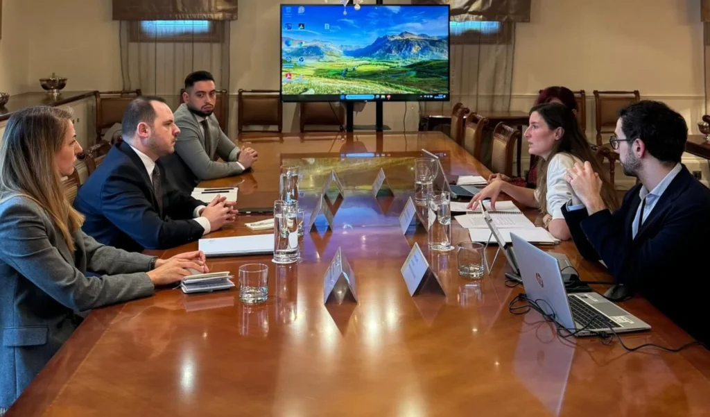 Ministrul Sănătății a discutat cu oficiali spanioli despre reforma gărzilor medicale și dezvoltarea serviciilor comunitare