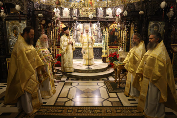 Ο Μητροπολίτης Φωκίδος στην Ιερά Μονή Τρικόρφου για την εορτή του Αγίου Σεραφείμ του Σάρωφ