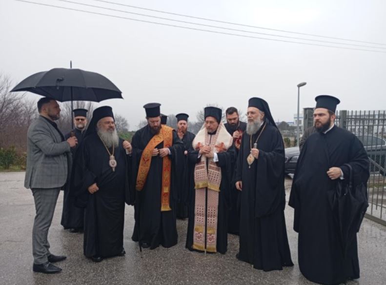 Τρίκαλα: Τρισάγιο στον τόπο της τραγωδίας στη ΒΙΟΛΑΝΤΑ