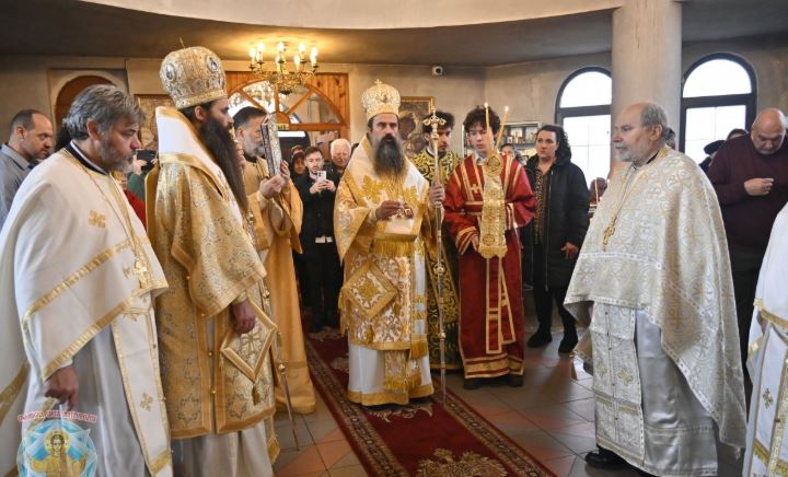 Патриаршеска литургия и офикия в столичния храм „Св. Йоан Кръстител“