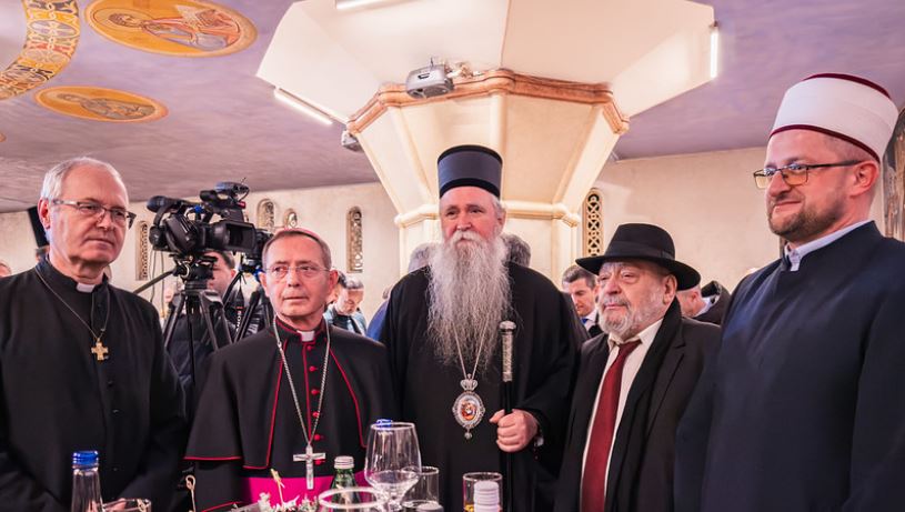 Митрополит Јоаникије на божићном пријему: Што више Христовог мира у нама, мир у свијету биће сигурнији