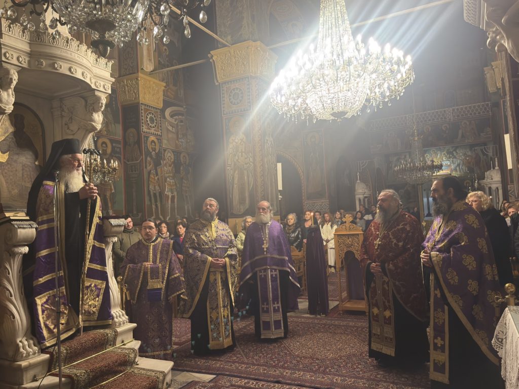 Ο Α’ Κατανυκτικός Εσπερινός στη Μητρόπολη Θηβών