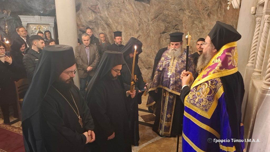 Ρασοευχή νέου Μοναχού στην Ιερά Μονή Παναγίας Ελεούσης Κλεισούρας