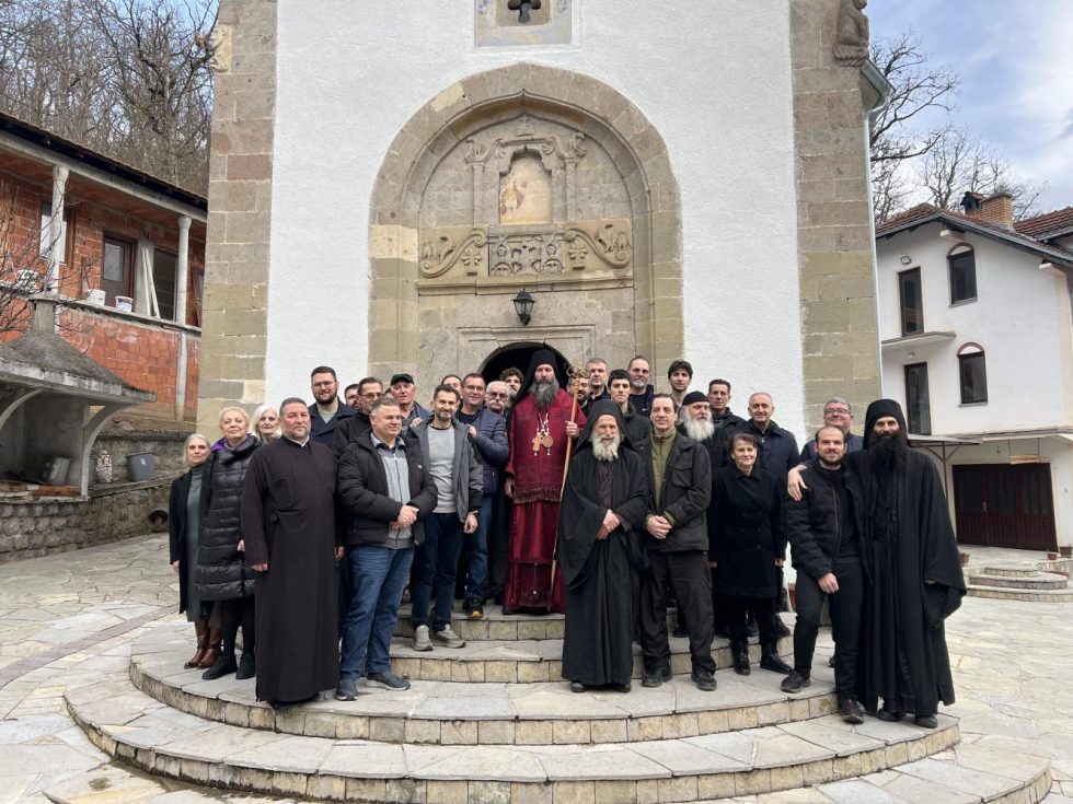 Епископ Иларион богослужио у манастиру Драганац