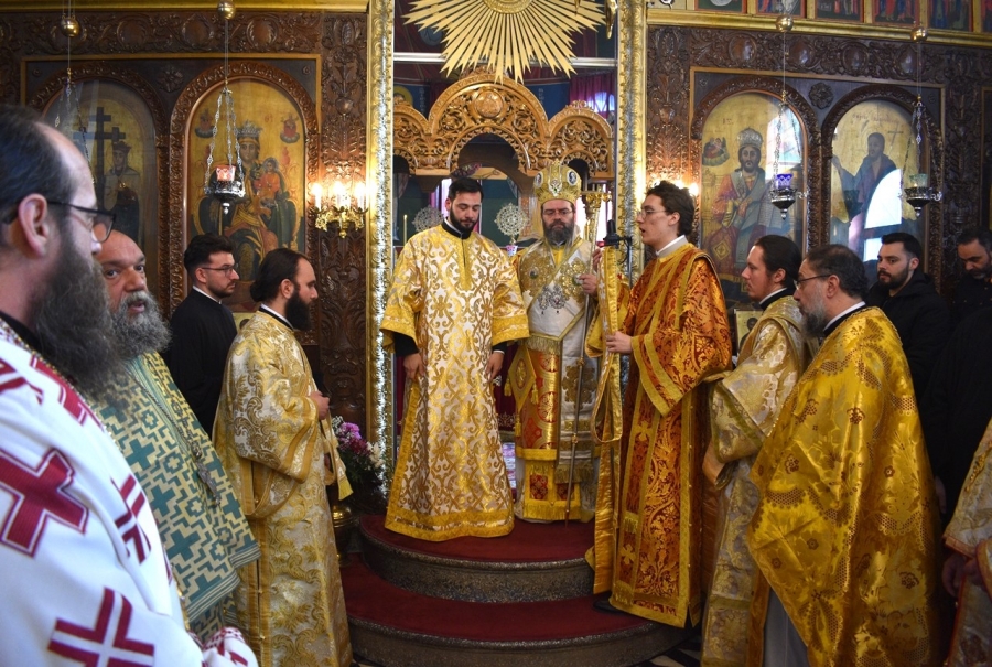 Χειροτονία Διακόνου στη Μητρόπολη Μαρωνείας