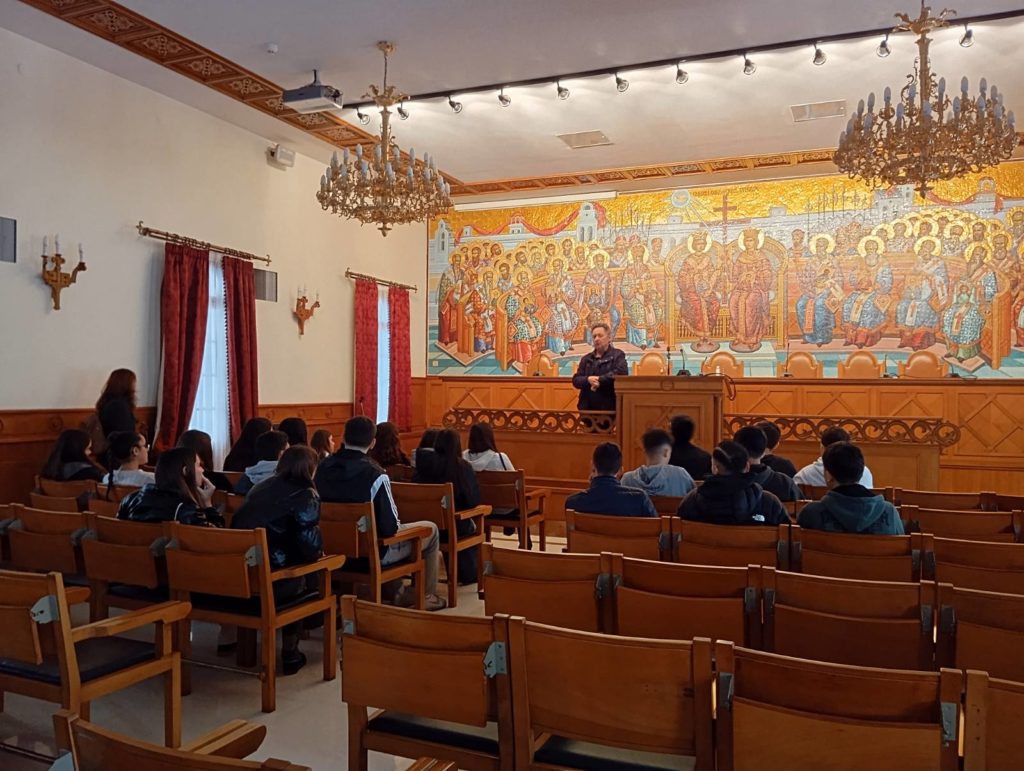 Η Β’ Λυκείου του Αρσάκειου Ψυχικού στο Διορθόδοξο Κέντρο