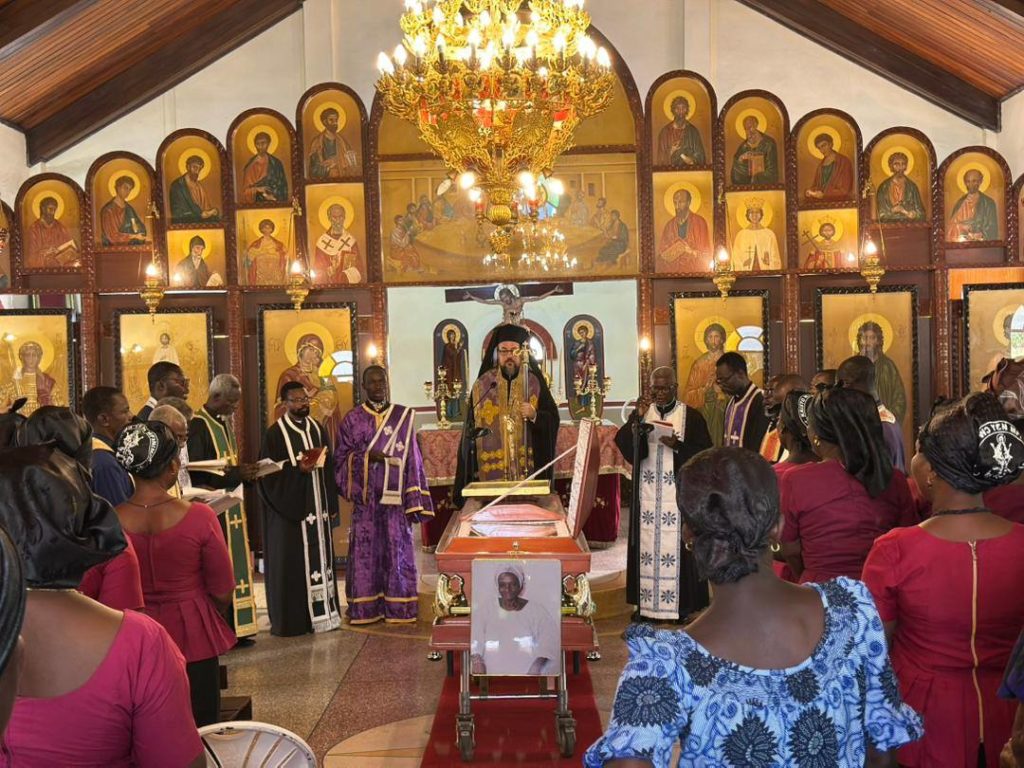 Ο Άκκρας Δανιήλ στην Εξόδιο Ακολουθία της Πρεσβυτέρας Φλωρεντίας