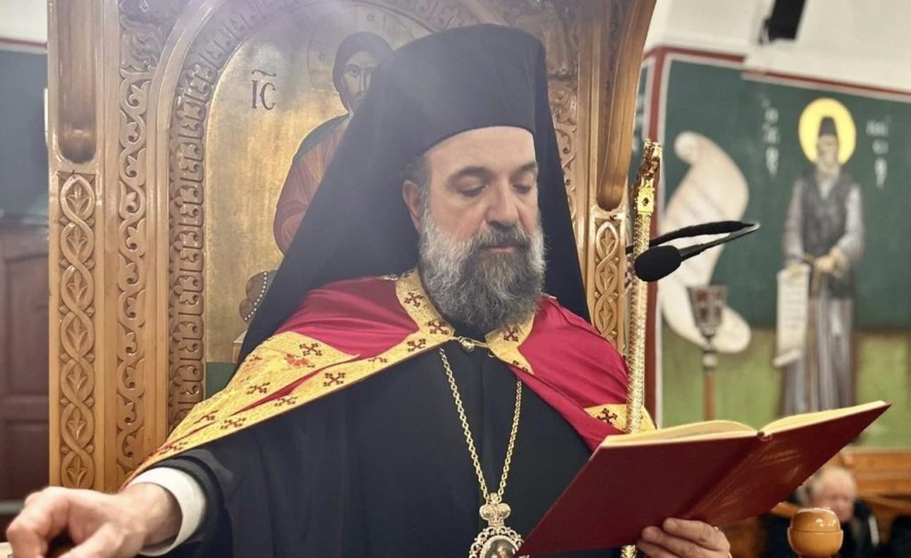 Θήρας Αμφιλόχιος: Η Παναγία με την υπακοή της έγινε η “νέα Εύα”