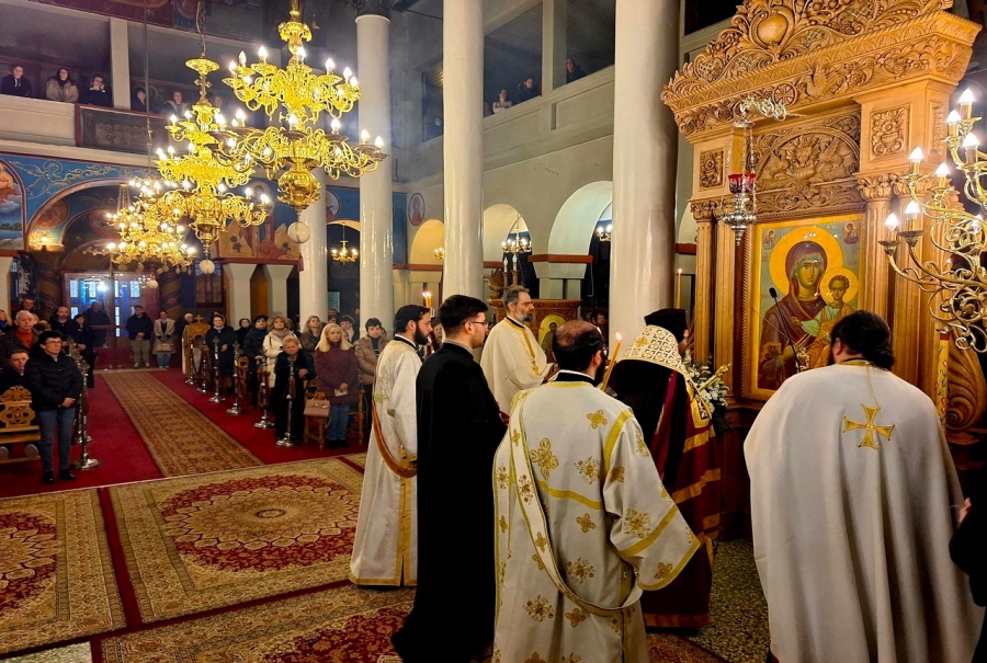 Η ακολουθία της Α’ Στάσεως των Χαιρετισμών στη Μητρόπολη Μαρωνείας