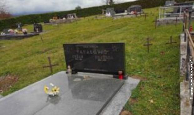 Η Ιερά Επισκοπή Άνω Καρλοβικίου ζητεί εξηγήσεις για την αφαίρεση σταυρών από κοιμητήρια