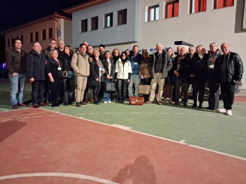 Οι κάτοικοι των Καλών Νερών «αγκάλιασαν» τους «Λειτουργούς Υγείας της Αγάπης»