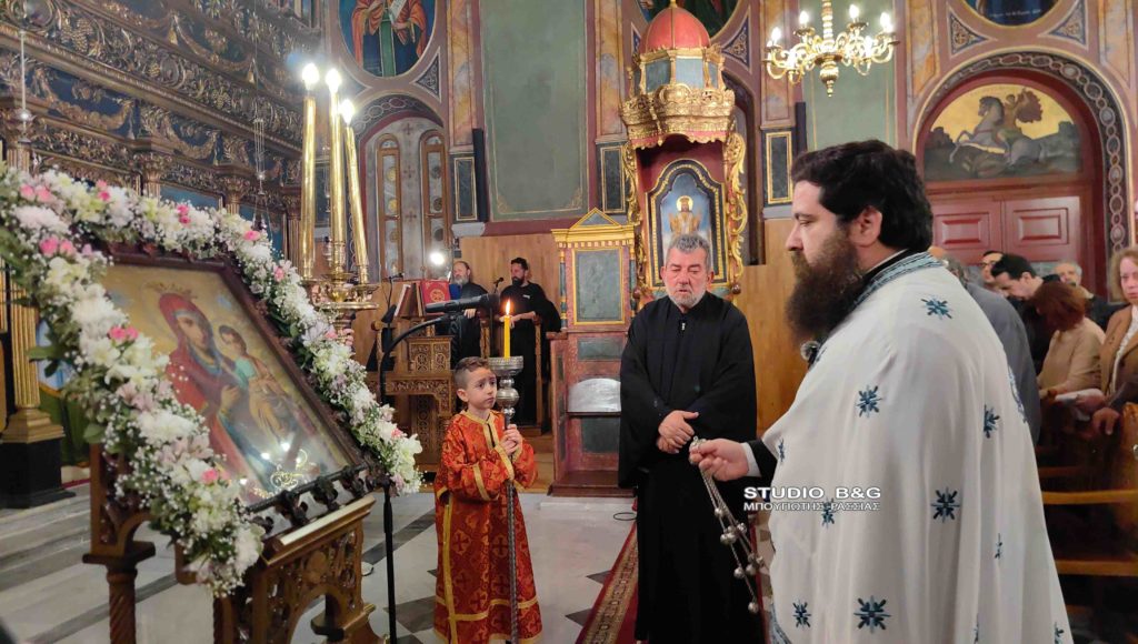 Οι Α’ Χαιρετισμοί στον Ι.Ν. Αγίου Νικολάου Ναυπλίου μετά από δέκα χρόνια σιγής