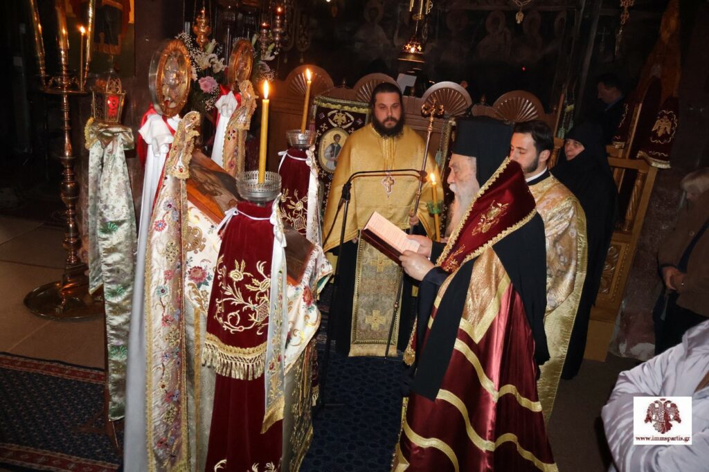 Πλήθος προσκυνητών στους Α’ Χαιρετισμούς  προς την Υπεραγία Θεοτόκο στην Ι.Μ. Ζερμπίτσης