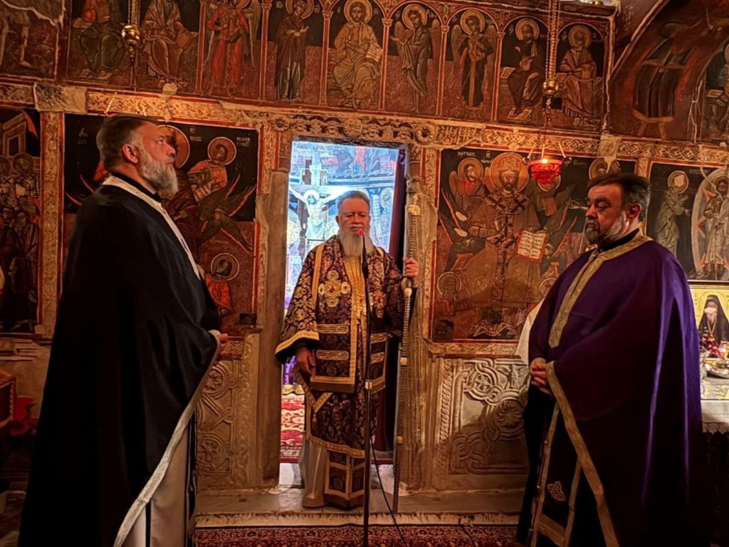 Προηγιασμένη Θεία Λειτουργία στην Ι.Μ. Παναγίας Περιβλεπτου Πολιτικών