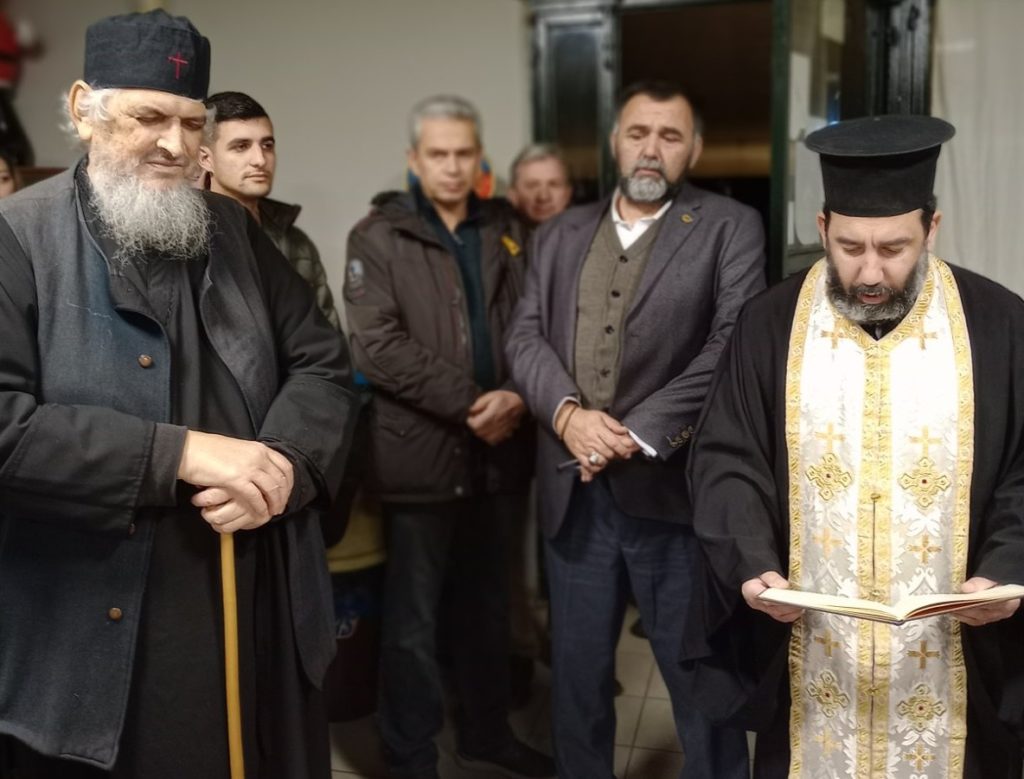 Ο Πρόεδρος του Συλλόγου Ιεροψαλτών Τρικάλων στην κοπή της Βασιλόπιτας του Πολιτιστικού Συλλόγου Μέλισσας Καρδίτσας