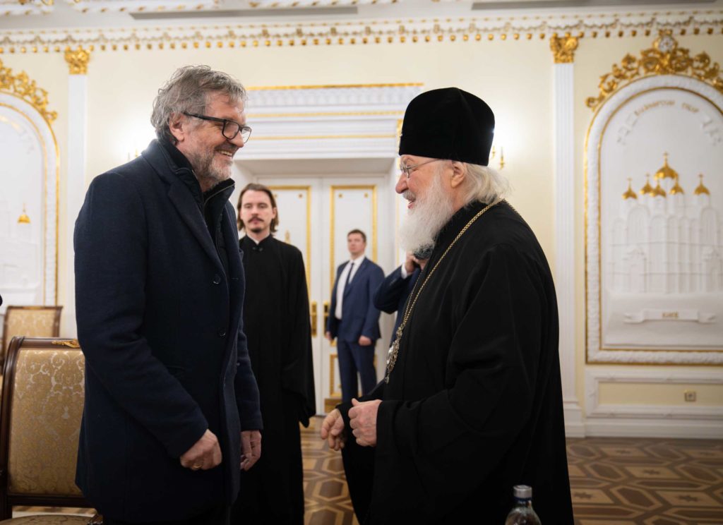Στον Πατριάρχη Μόσχας ο Εμίρ Κοστουρίτσα