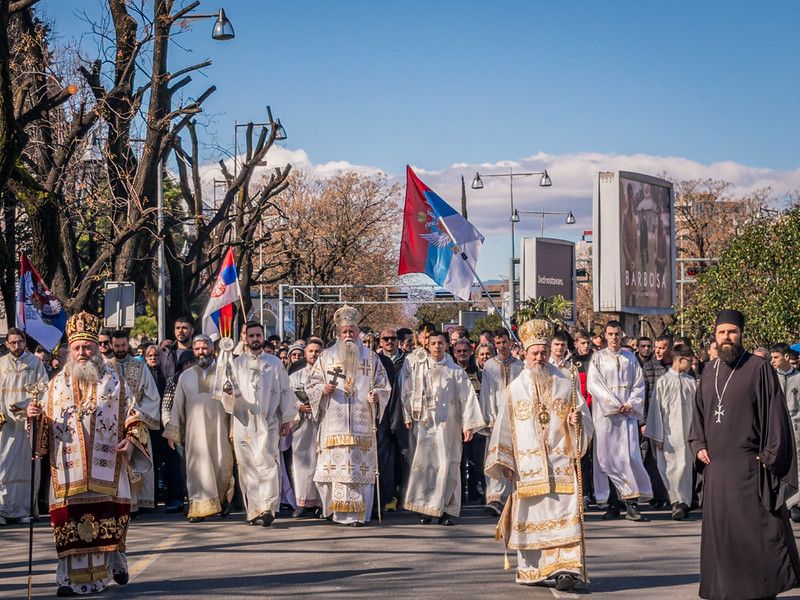 Χιλιάδες πιστοί στη λιτανεία του Οσίου Συμεών του Μυροβλήτη στη Ποντγκόριτσα