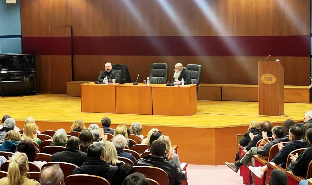 Ο π. Χαράλαμπος Παπαδόπουλος (Λίβυος) στη Σχολή Γονέων Βόλου