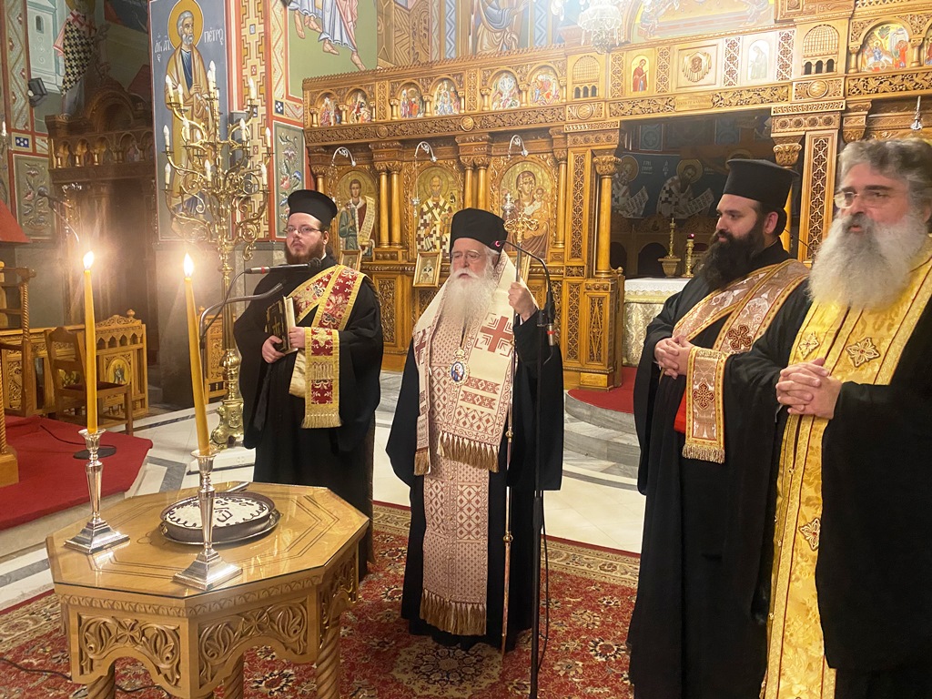 Στη σύναξη νέων και φοιτητών του Αγίου Νικολάου Βόλου ο Μητροπολίτης Ιγνάτιος