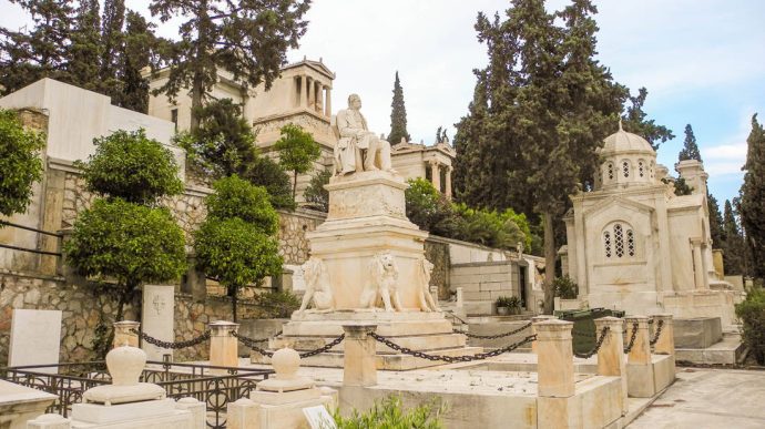 Θεολογικές παράμετροι των Ελληνορθοδόξων ταφικών μας παραδόσεων