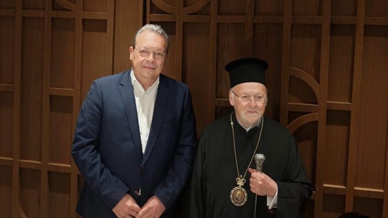 Ο Οικουμενικός Πατριάρχης είχε συνάντηση με τον Σωκράτη Φάμελλο στη Θεσσαλονίκη