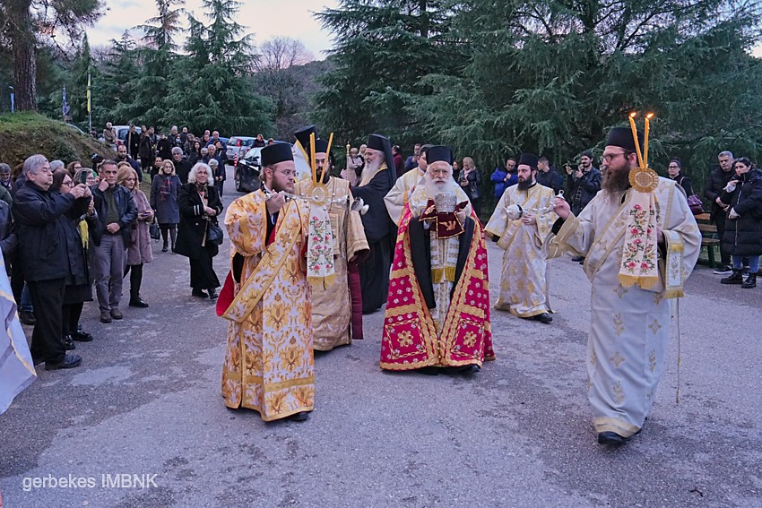 Η Παναγία Δοβρά υποδέχθηκε την Τιμία Κάρα της Αγίας Υπομονής (ΦΩΤΟ&ΒΙΝΤΕΟ)