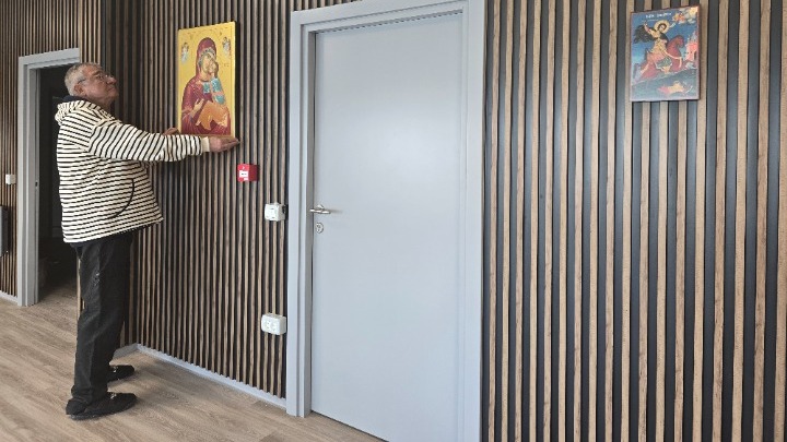 Εικόνες που δώρισαν ο Πατριάρχης Βουλγαρίας και ο Οικουμενικός Πατριάρχης κοσμούν βάση στην Ανταρκτική