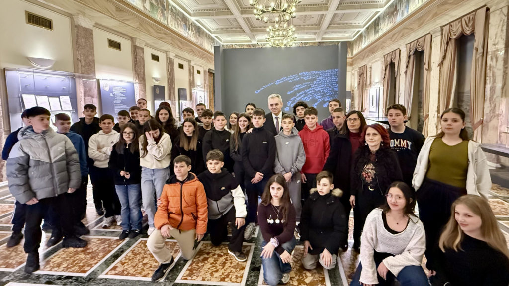 Μάξιμος Χαρακόπουλος: Αποστολή της παιδείας η ενίσχυση εθνικής και θρησκευτικής συνείδησης