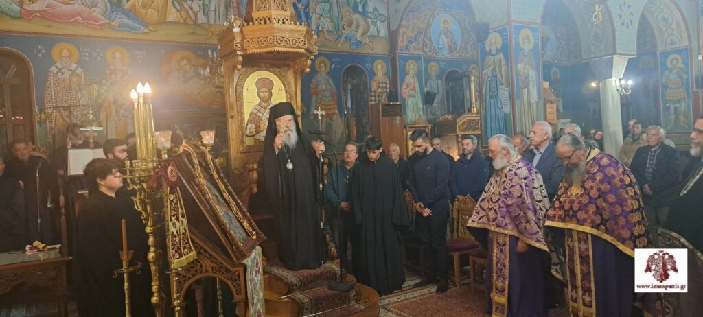 Παρουσία των Αναγνωστών της περιοχής η Προηγιασμένη Θ. Λειτουργία στη Μεταμόρφωση Μολάων