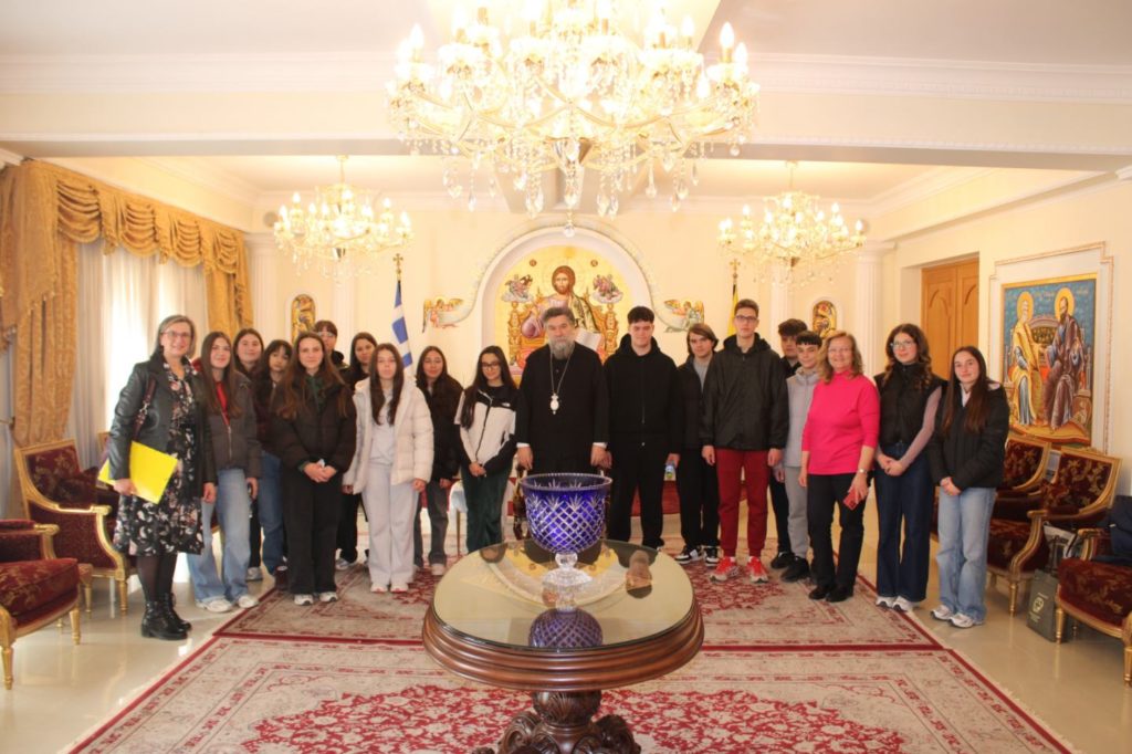 Επίσκεψη μαθητών Γυμνασίων στον Μητροπολίτη Σερρών