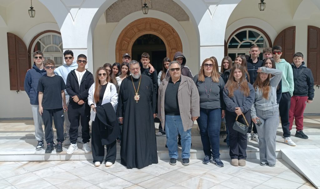 Μαθητές Γυμνασίου από τη Ζάκυνθο στον Μητροπολίτη Μεσσηνίας