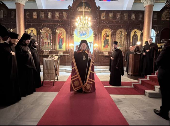 البطريرك المسكوني: فلنكن فخورين بإيماننا الأرثوذكسي، وبكوننا رومي