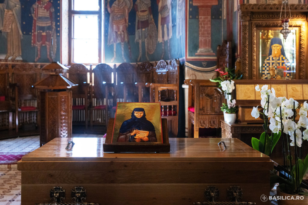 Ανακομιδή των λειψάνων της Αγίας Φιλοτιμία του Ραμέτς (ΦΩΤΟ)