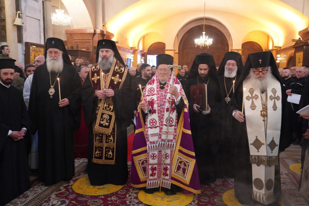 Ο Οικουμενικός Πατριάρχης προέστη της Εξοδίου Ακολουθίας του μακαριστού Πατριάρχη Γεωργίας