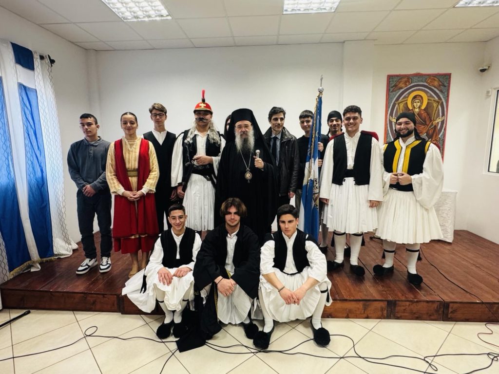 Πατρών Χρυσόστομος: «Παιδιά μου κρατήστε στην καρδιά σας τον ηρωισμό των προγόνων μας και μιμηθείτε τους»