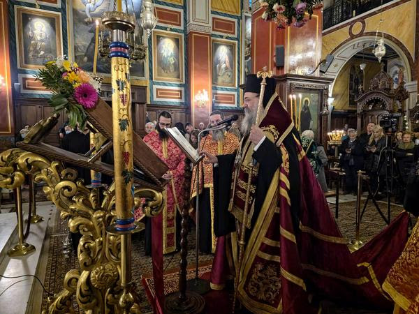 Μητροπολίτης Πατρών: «Και εις τους ατελευτήτους αιώνας – Χαίρε Νύμφη Ανύμφευτε – »