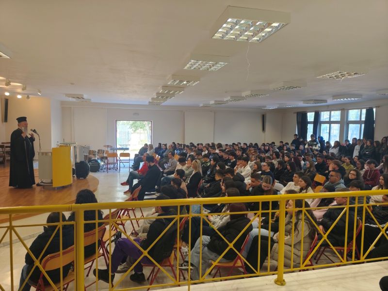 Επίσκεψη Μητροπολίτη Χαλκίδος στο ΓΕΛ Βασιλικού