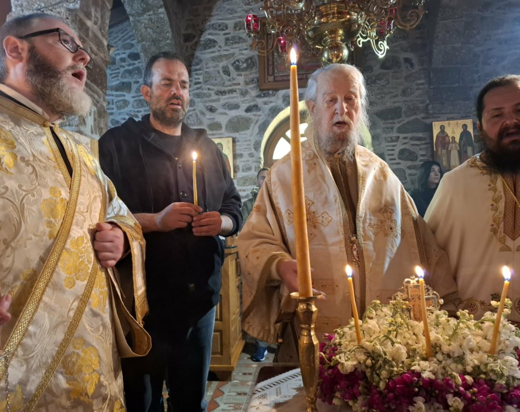 Η Κυριακή της Σταυροπροσκυνήσεως στην Ιερά Μονή Αγίου Χαραλάμπους Λευκών Αυλωναρίου