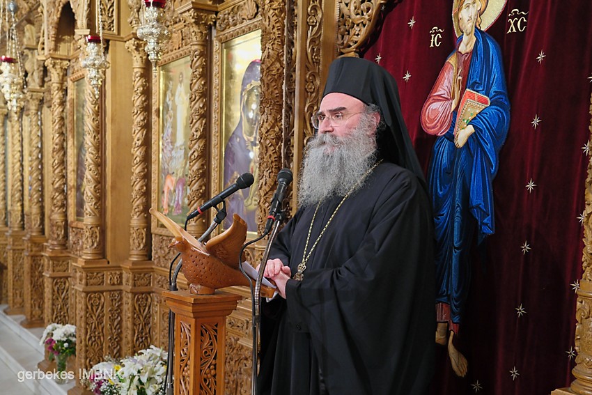 Αναστάσιμος Εσπερινός και ομιλία από τον Επίσκοπο Αμφιπόλεως Χριστοφόρο στη Νάουσα