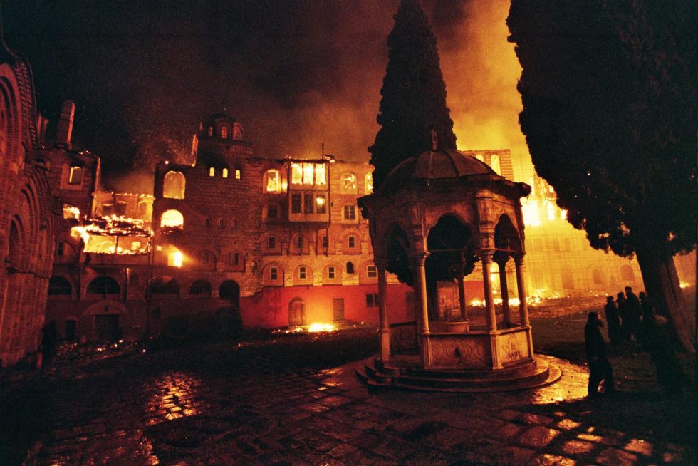 За обнову Хиландара више од милион евра; 22 године од великог пожара