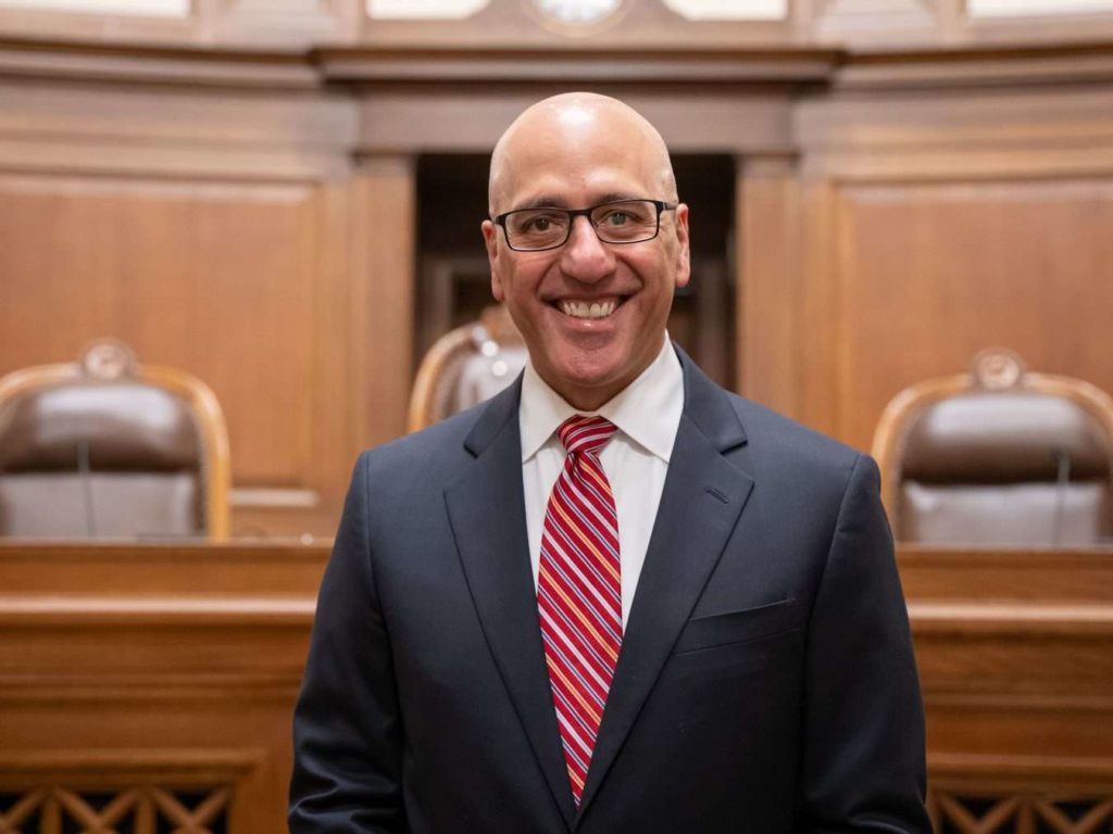 Η Ι.Μ. Αγίου Φραγκίσκου συγχαίρει τον Theo Angelis για τον διορισμό του στο Ανώτατο Δικαστήριο της Ουάσιγκτον