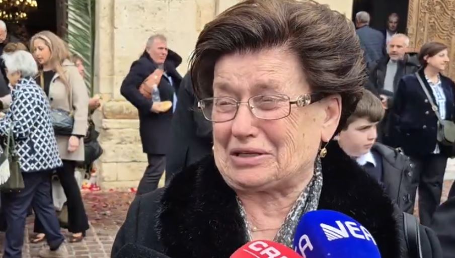 “Εύχομαι οι Χανιώτες να αγαπούν το παιδί μου” – Δάκρυα συγκίνησης από τη μητέρα του Μητροπολίτη Κυδωνίας