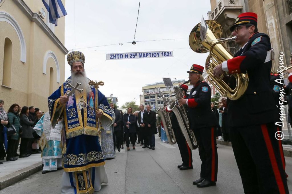 Το “Τη Υπερμάχω” από τη Δημοτική Φιλαρμονική Λαμίας, 1400 χρόνια μετά το πρώτο “Χαίρε” (ΒΙΝΤΕΟ)