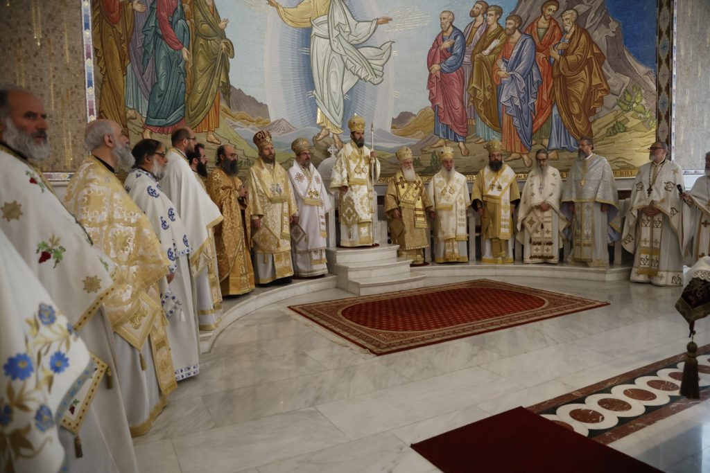 Συνοδικό συλλείτουργο στα Τίρανα για τον ένα χρόνο από την ενθρόνιση του Αρχιεπισκόπου Ιωάννη