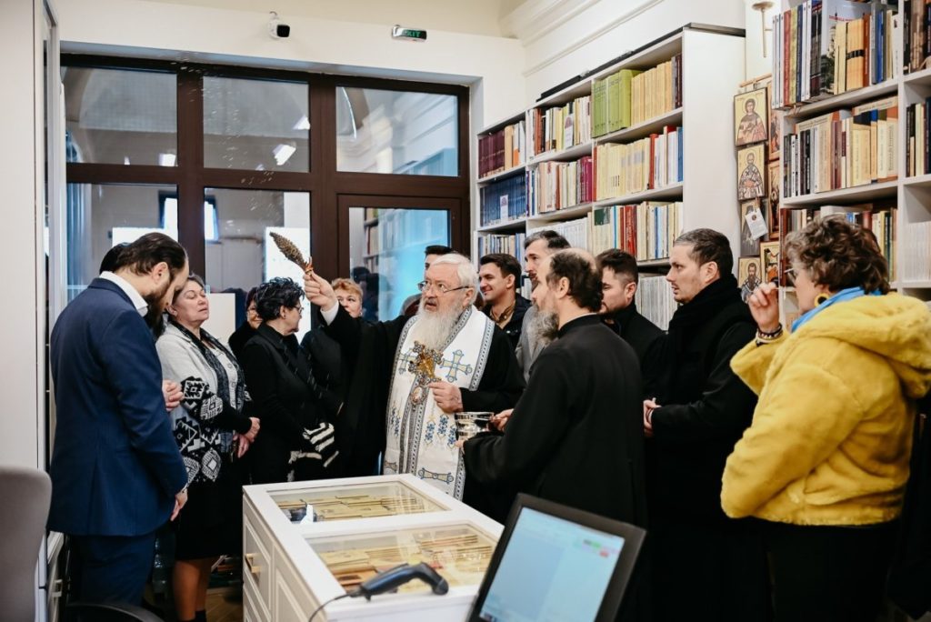 Redeschiderea magazinului bisericesc „Renașterea” nr. 1