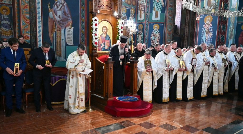 Митрополит шумадијски Јован: Видом вере и љубави препознајмо у другом лик Божји