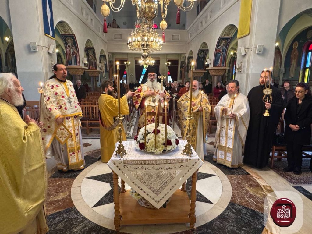 H Κυριακή της Σταυροπροσκυνήσεως στις Φέρες