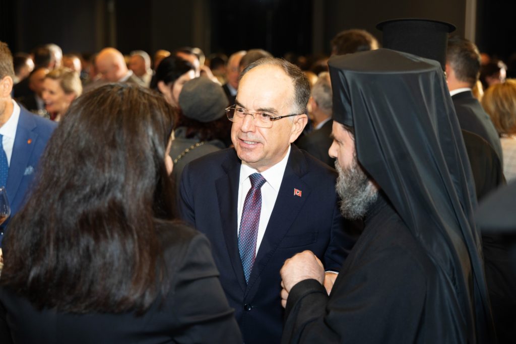 Ο Αλβανίας Ιωάννης στην εκδήλωση εορτασμού για την 25η Μαρτίου 1821 της Ελληνικής Πρεσβείας στα Τίρανα